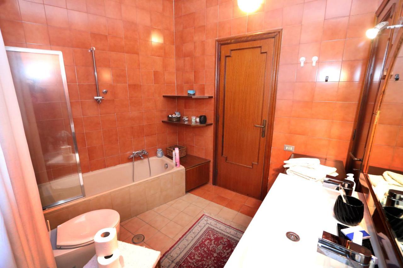 Bari Suite Apartment Barone 12 Free Parking Esterno foto